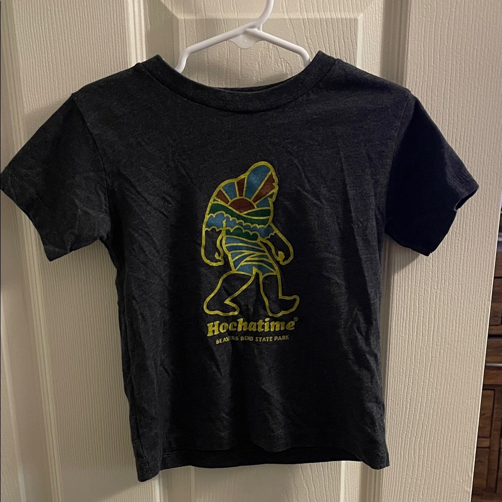 Black Hochatime Graphic T-Shirt